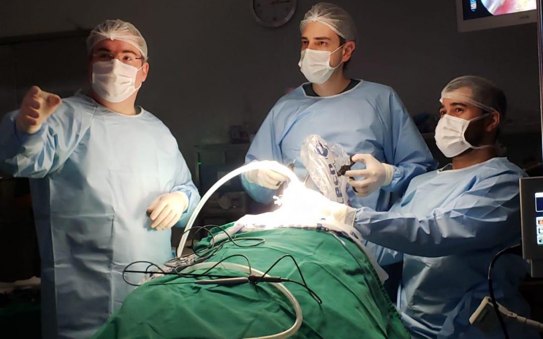 TOETVA: procedimento inovador na tireoidectomia é realizado no Orizonti